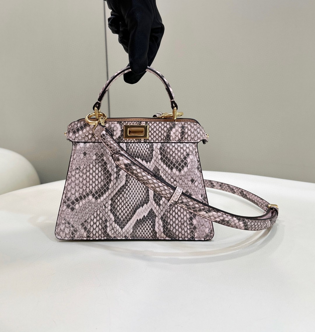 Bagsaaa Peekaboo ISeeU Petite Natural python leather pink bag - 21*11*16cm