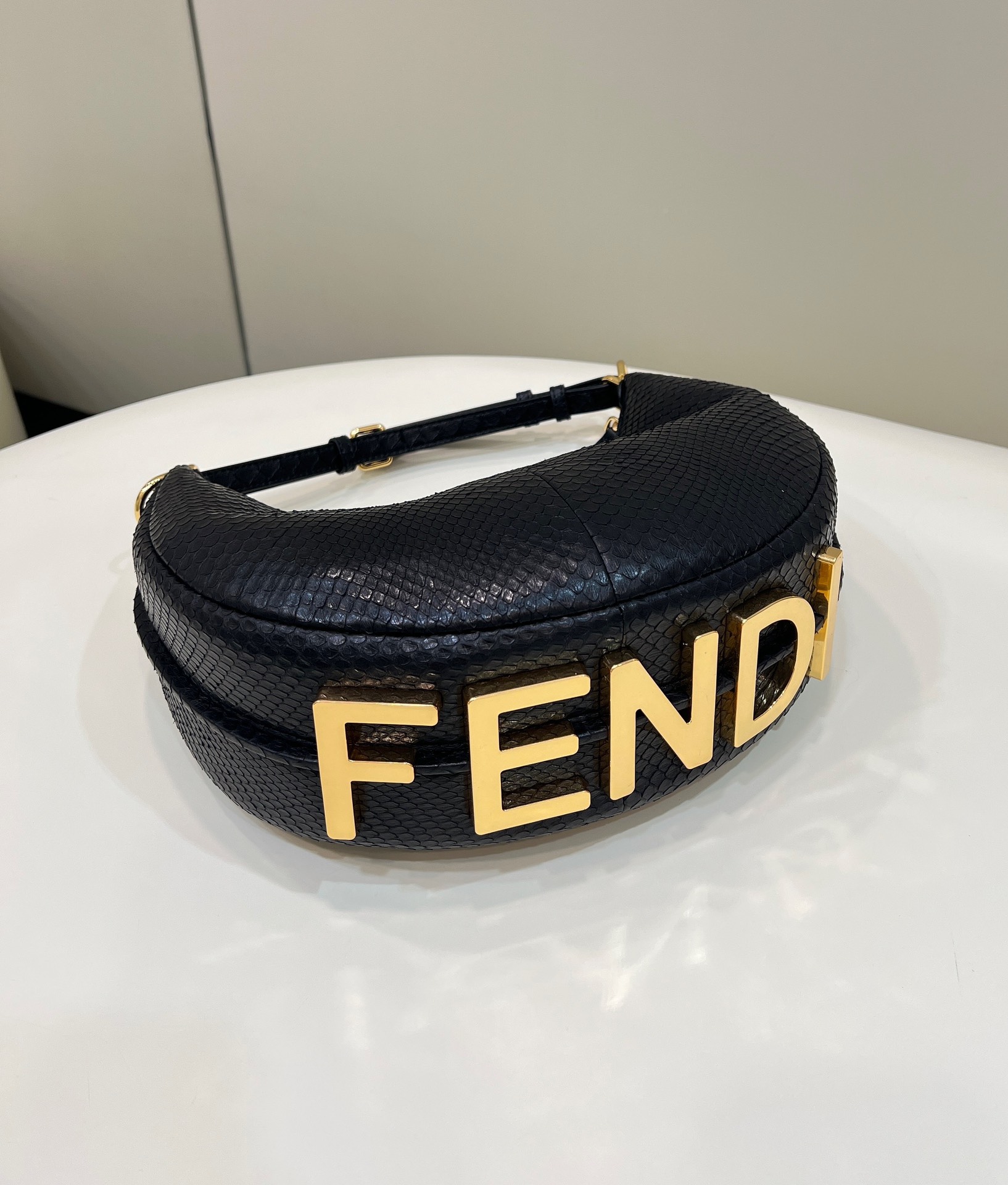 Bagsaaa F**di Small Graphy In Black Pythin Leather - 10×29×24.5cm