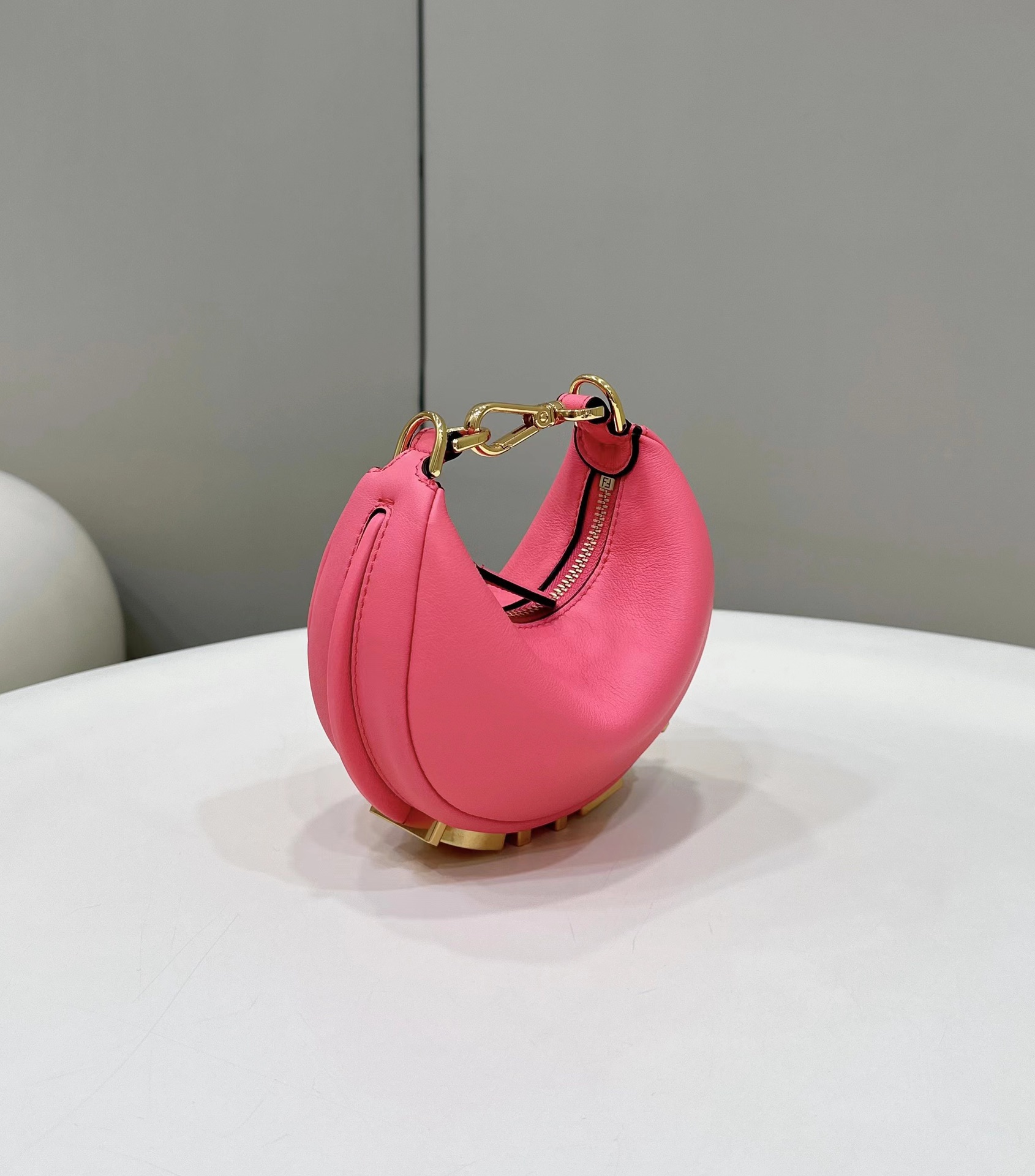 Bagsaaa F**di Nano Graphy In Pink - 16.5x14x5cm
