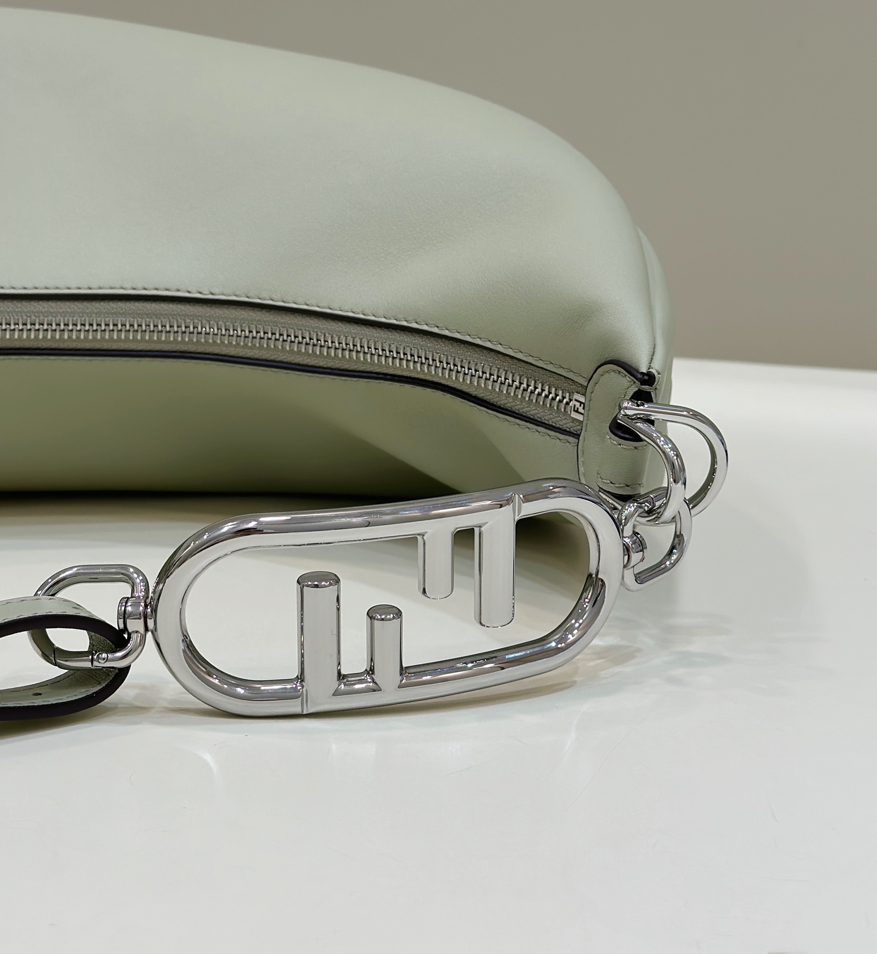Bagsaaa F**di Medium Graphy In Green Leather Bag - 36-30-11CM