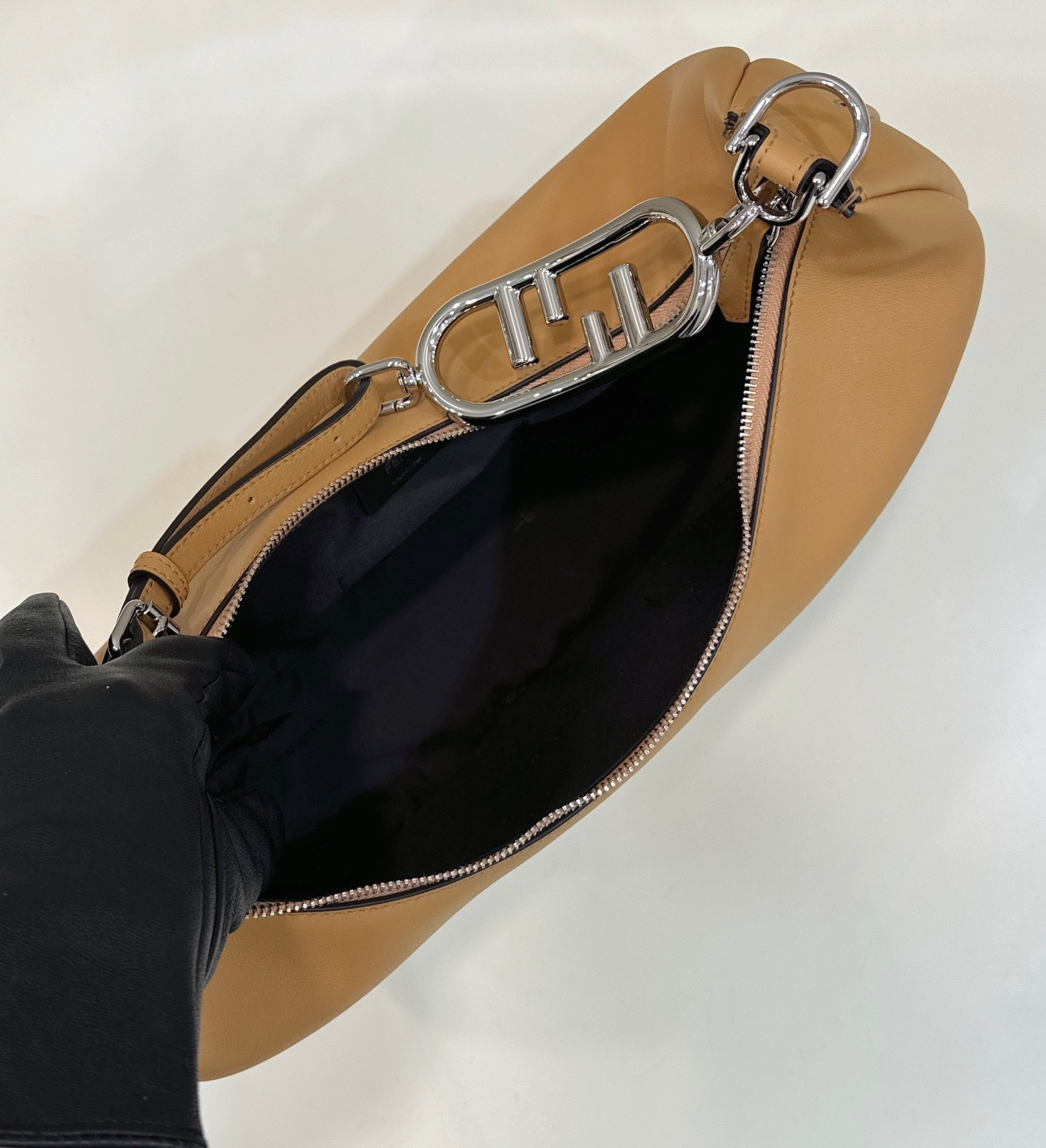 Bagsaaa F**di Medium Graphy In Caramel Leather Bag - 36-30-11CM