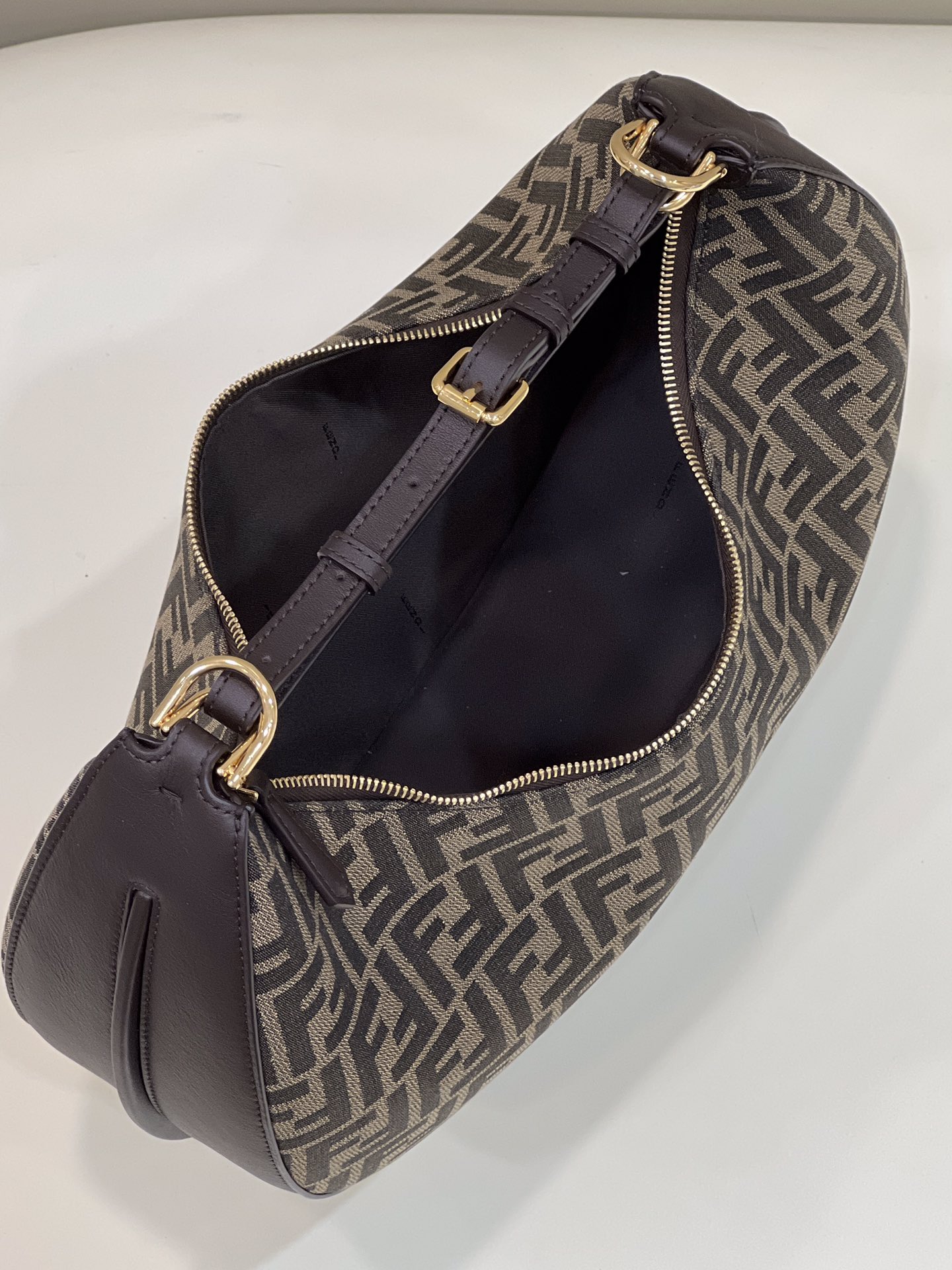 Bagsaaa F**di Medium Graphy In Brown FF Bag - 36-30-11CM