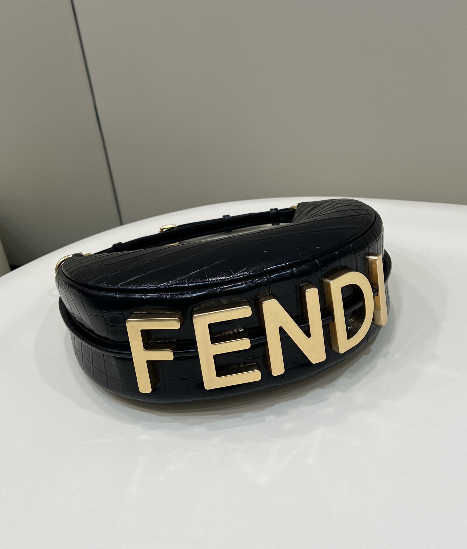 Bagsaaa F**di Small Graphy In Black Crocodile Leather - 10×29×24.5cm