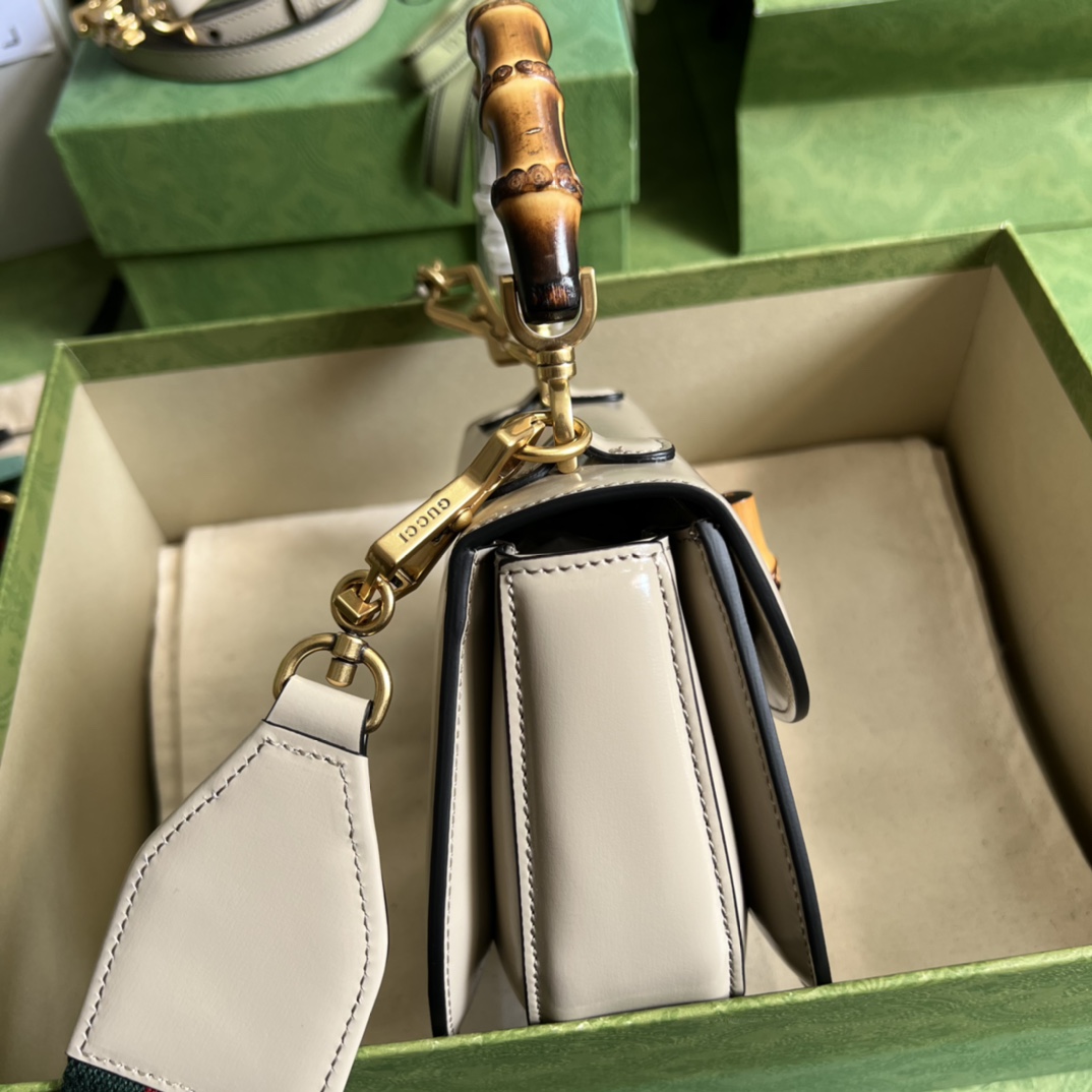 Bagsaaa Bamboo 1947 Mini Top Handle Creme Leather Bag - 17x12.5x8cm