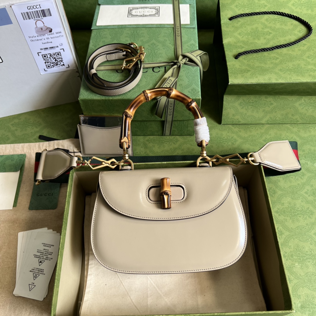 Bagsaaa Bamboo 1947 Small Top Handle Cream Leather Bag - 21x15x7cm
