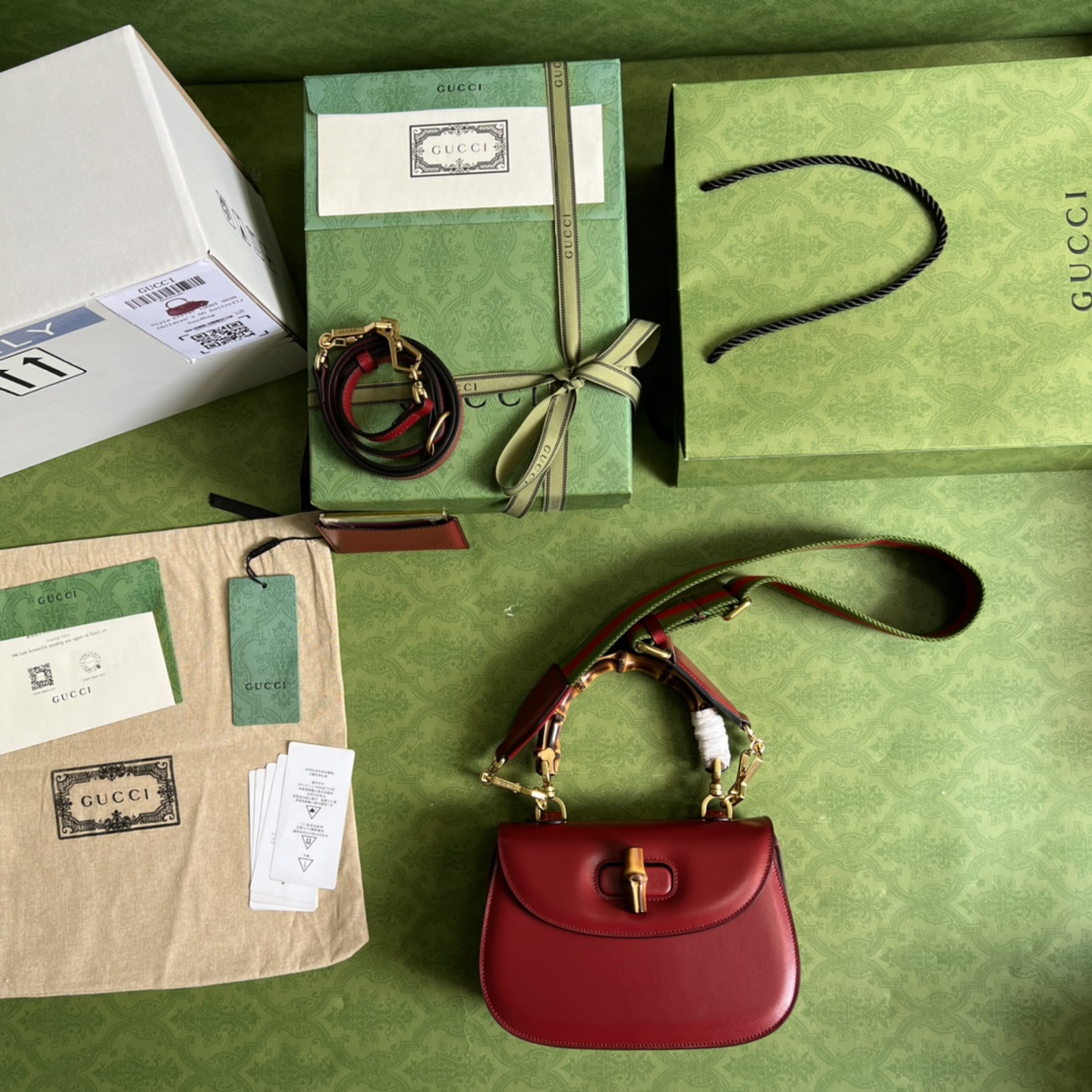 Bagsaaa Bamboo 1947 Small Top Handle Red Leather Bag - 21x15x7cm