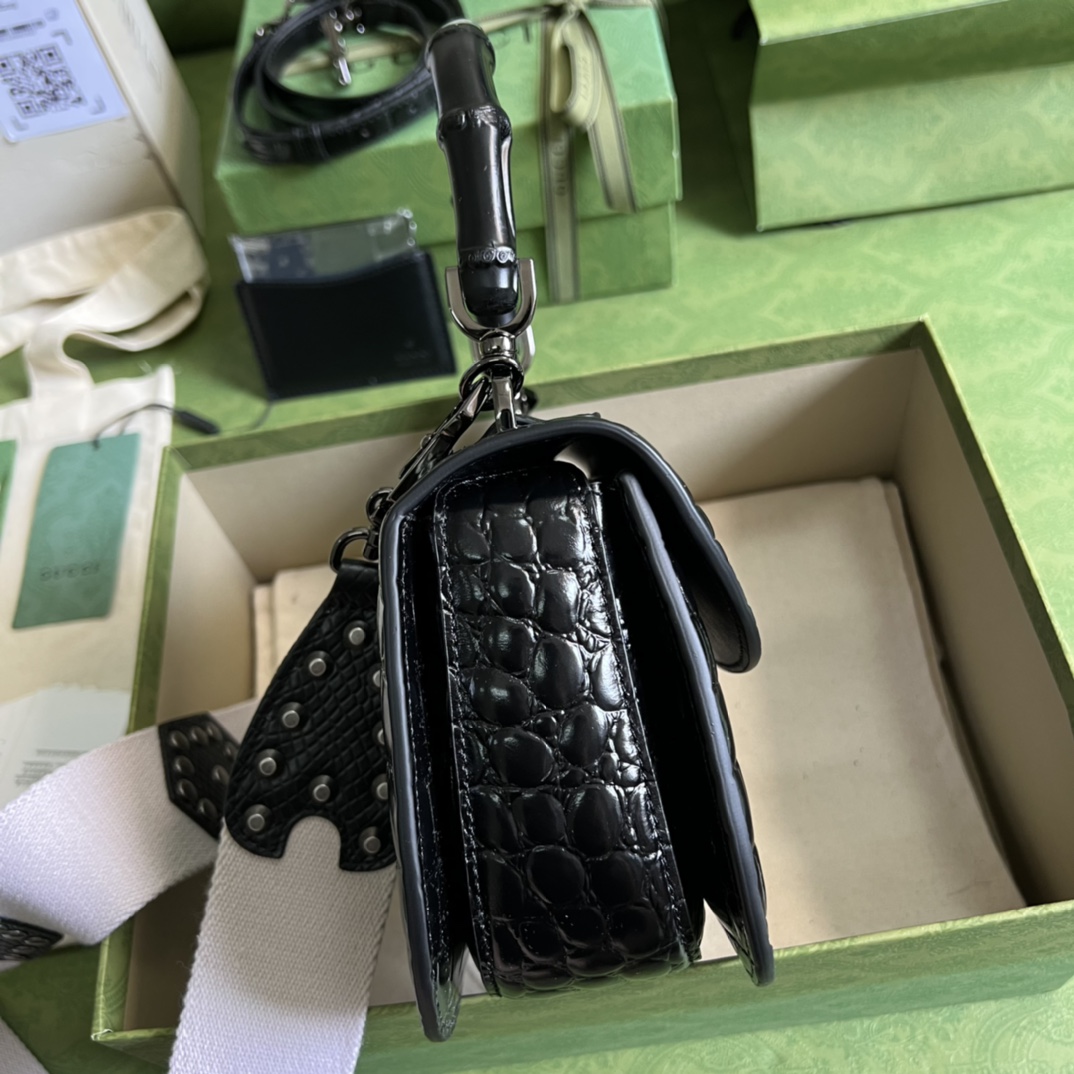 Bagsaaa Bamboo 1947 Small Top Handle Black Crocodile Leather Bag - 21x15x7cm