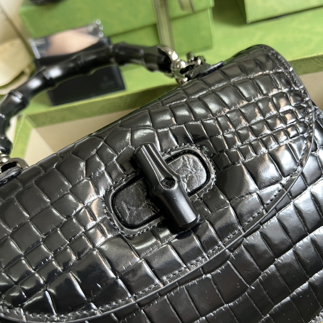 Bagsaaa Bamboo 1947 Small Top Handle Black Crocodile Leather Bag - 21x15x7cm