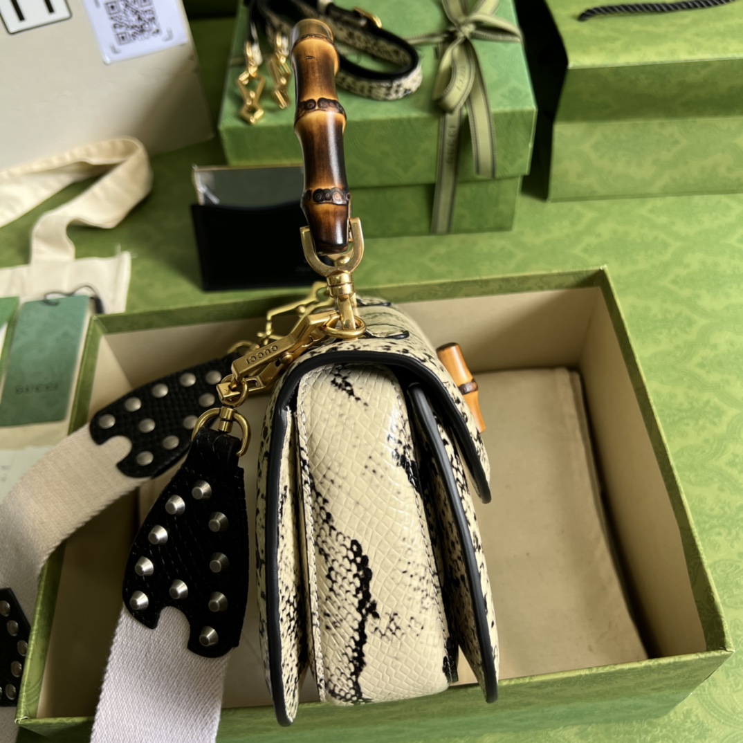 Bagsaaa Bamboo 1947 Small Top Handle Python Leather - 21x15x7cm