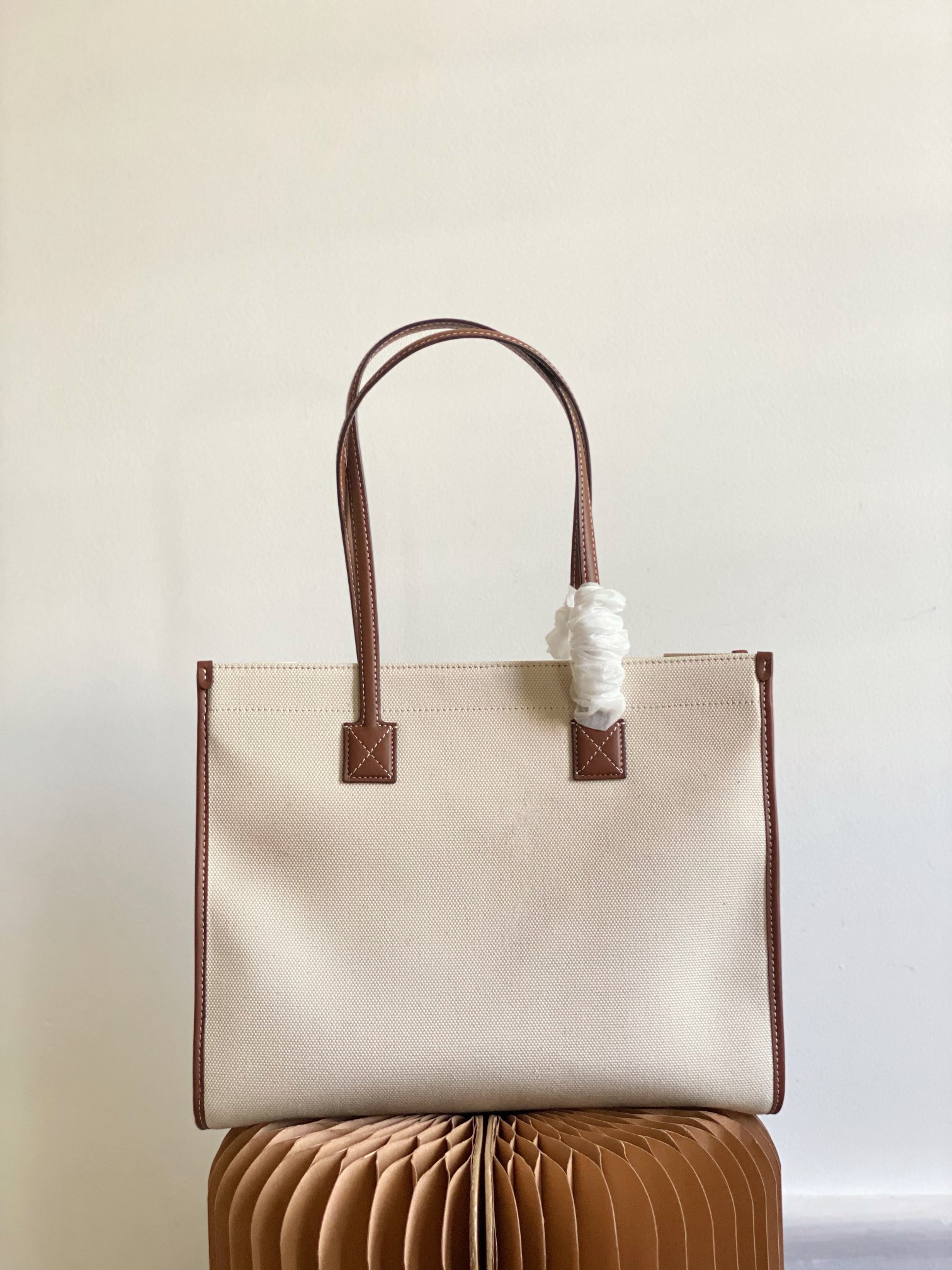 Bagsaaa Bv*b*rry White Freya Tote Bag 33*12.5*26cm