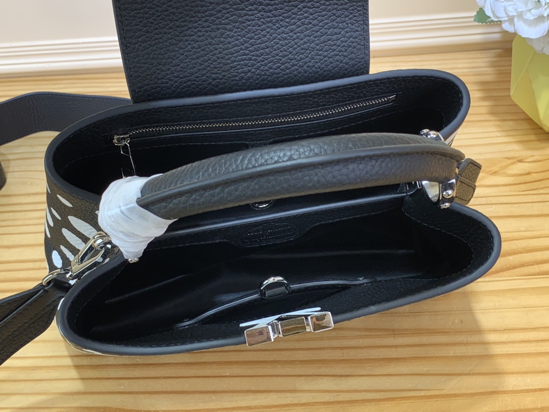 Bagsaaa L0vis Vvtt0n Capucines BB YK Black/White - 27 x 18 x 9 cm