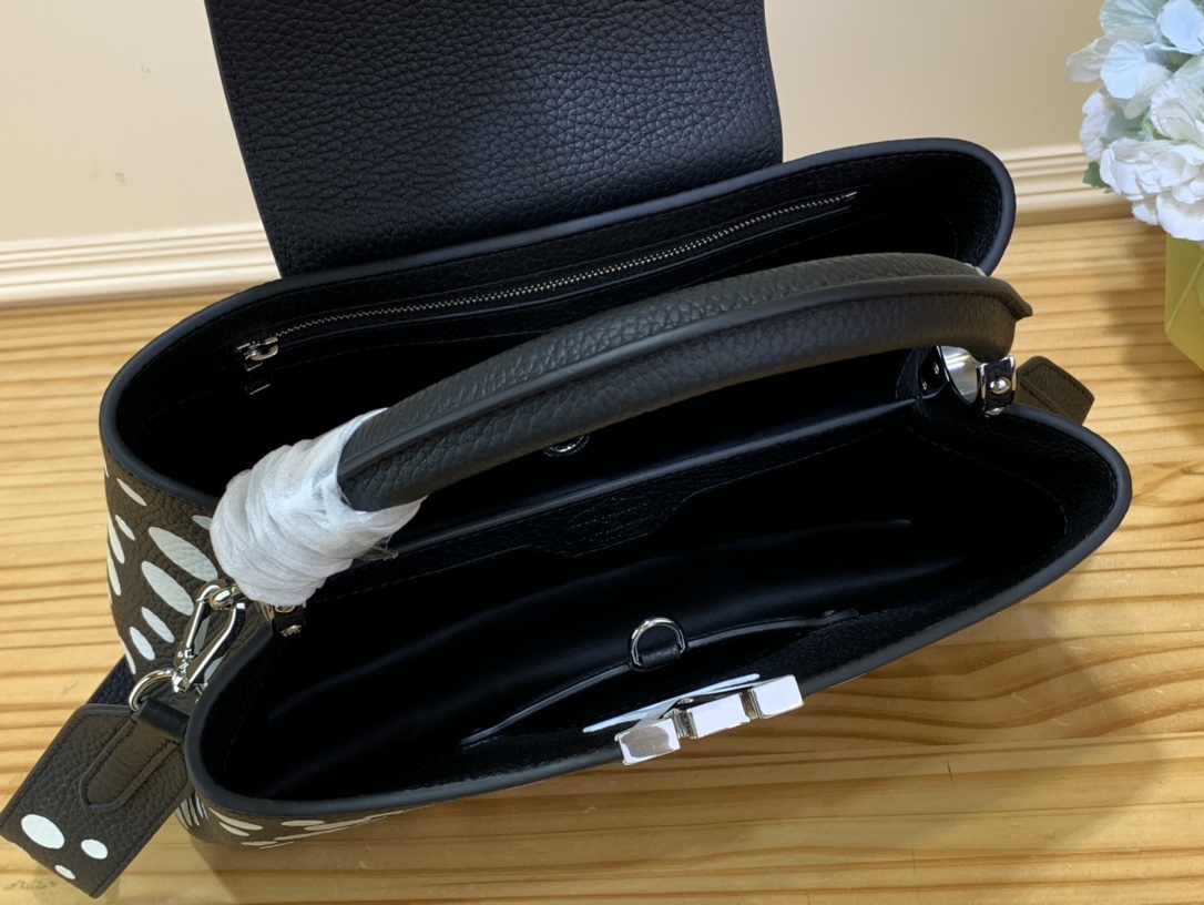 Bagsaaa L0vis Vvtt0n Capucines PM YK Black/White - 31cm