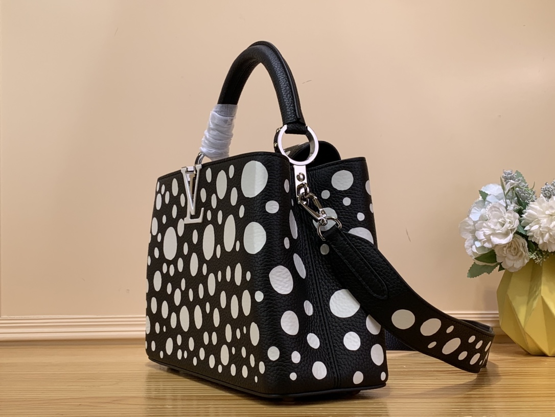 Bagsaaa L0vis Vvtt0n Capucines PM YK Black/White - 31cm