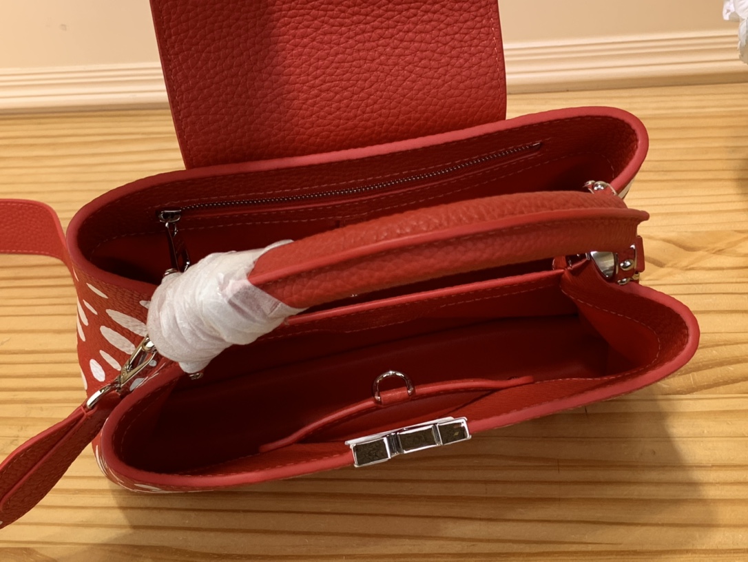 Bagsaaa L0vis Vvtt0n Capucines BB YK Red - 27 x 18 x 9 cm