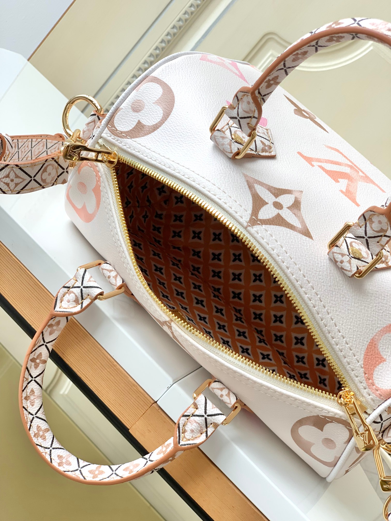 Bagsaaa L0vis Vvtt0n By The Pool Speedy Bandoulière 25 Beige - 25 x 19 x 15 cm