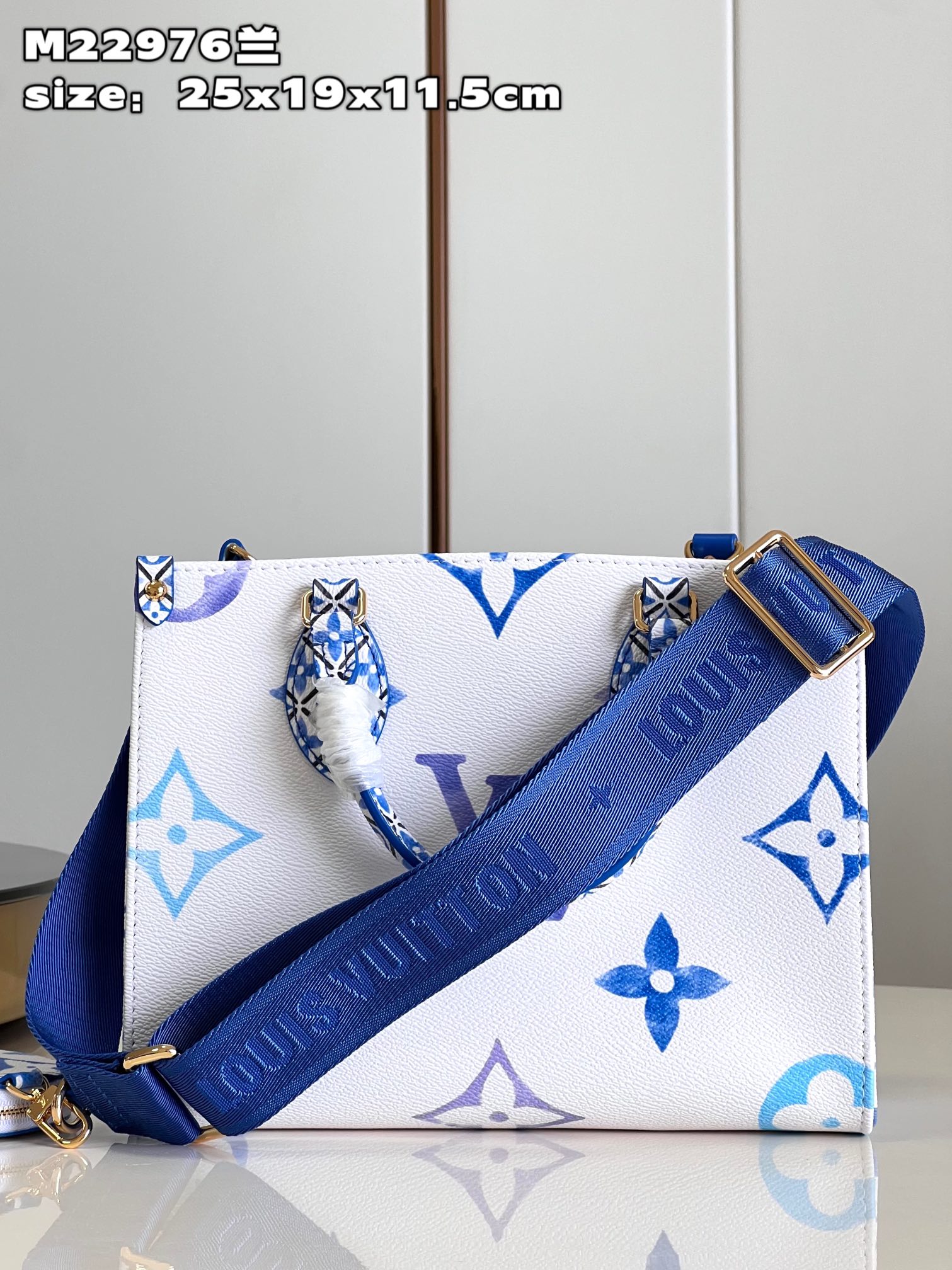 Bagsaaa L0vis Vvtt0n By The Pool Onthego PM Blue - 25*19*11.5cm