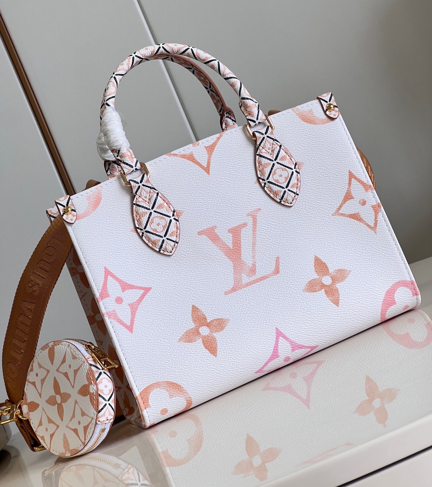 Bagsaaa L0vis Vvtt0n By The Pool Onthego PM Beige - 25*19*11.5cm