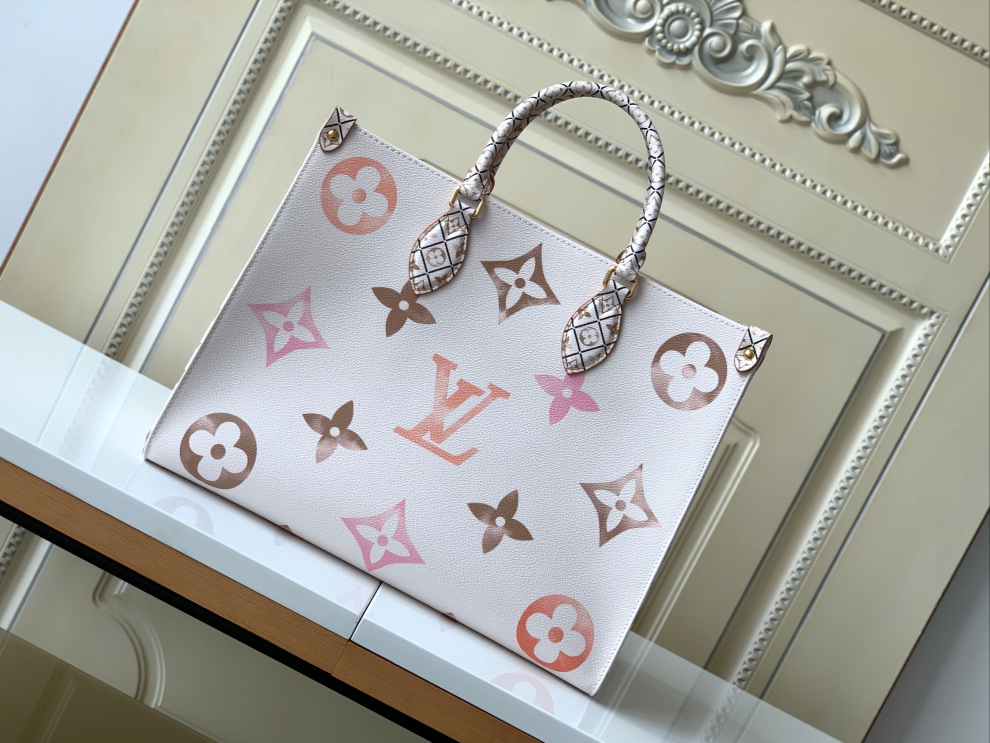 Bagsaaa L0vis Vvtt0n By The Pool Onthego MM Beige - 35*27*14CM