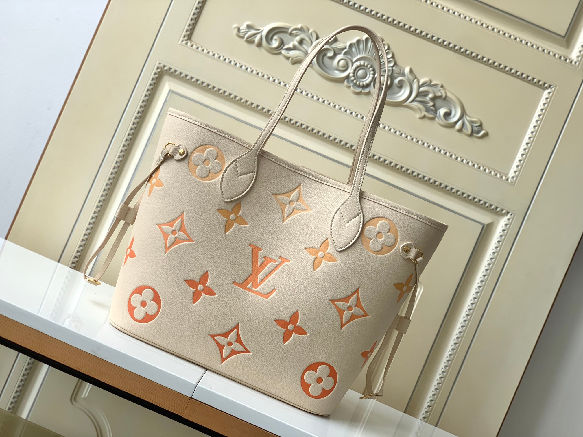 Bagsaaa L0vis Vvtt0n Neverfull MM Light Beige with gradient effect - 31 x 28 x 14 cm