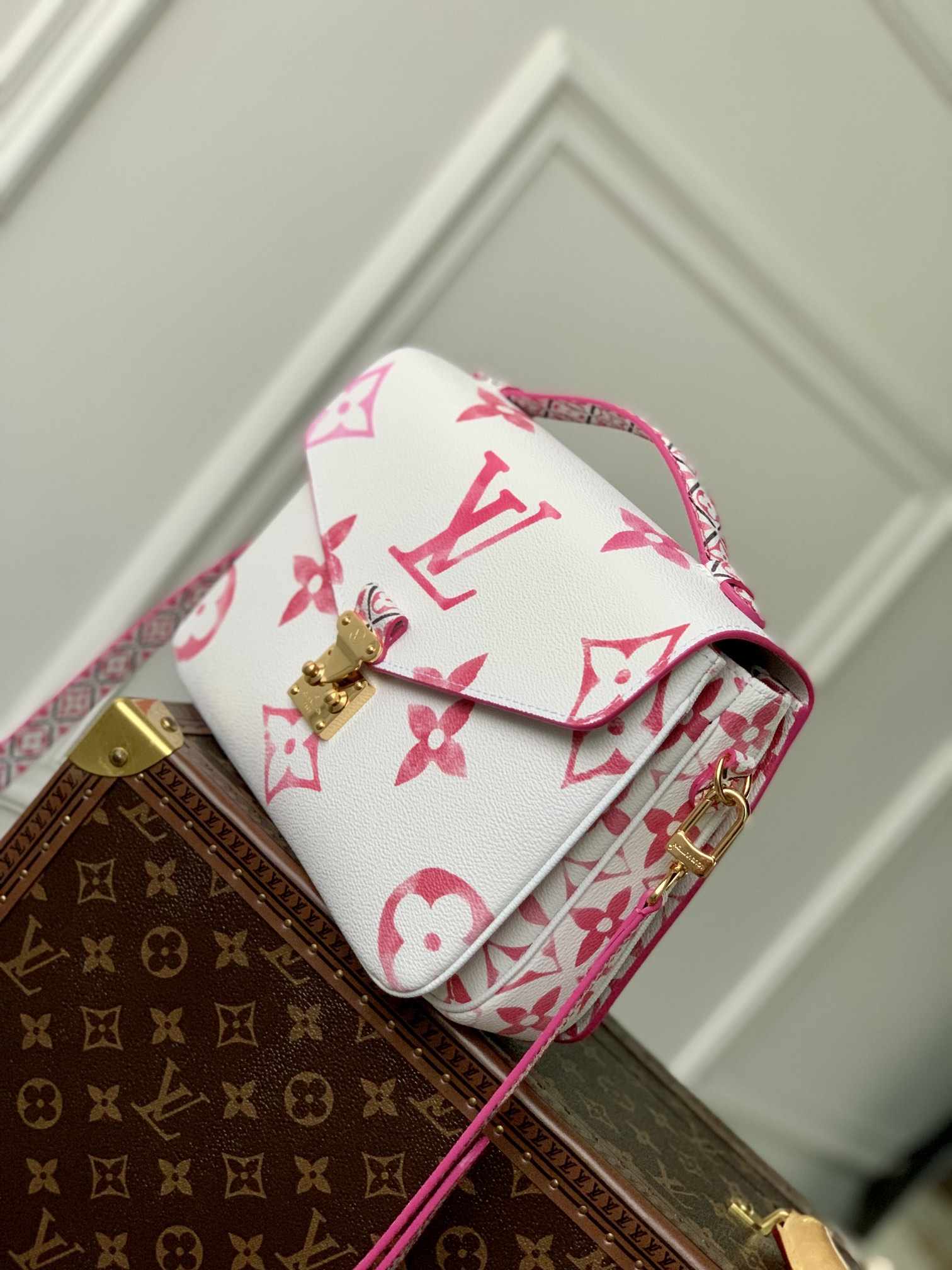 Bagsaaa L0vis Vvtt0n By The Pool Pochette Metis Pink - 25 x 19 x 7 cm