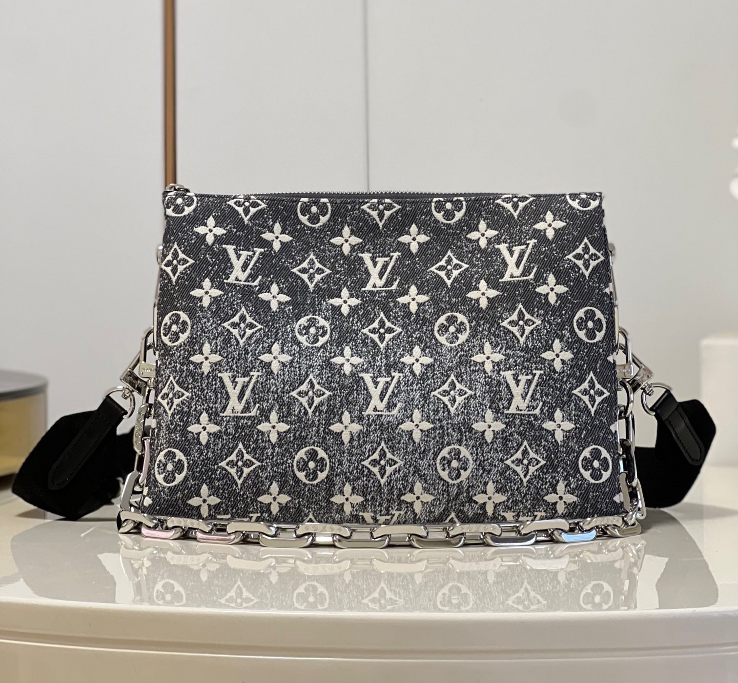 Bagsaaa L0vis Vvtt0n Coussin PM Denim Black - 26 x 20 x 12cm