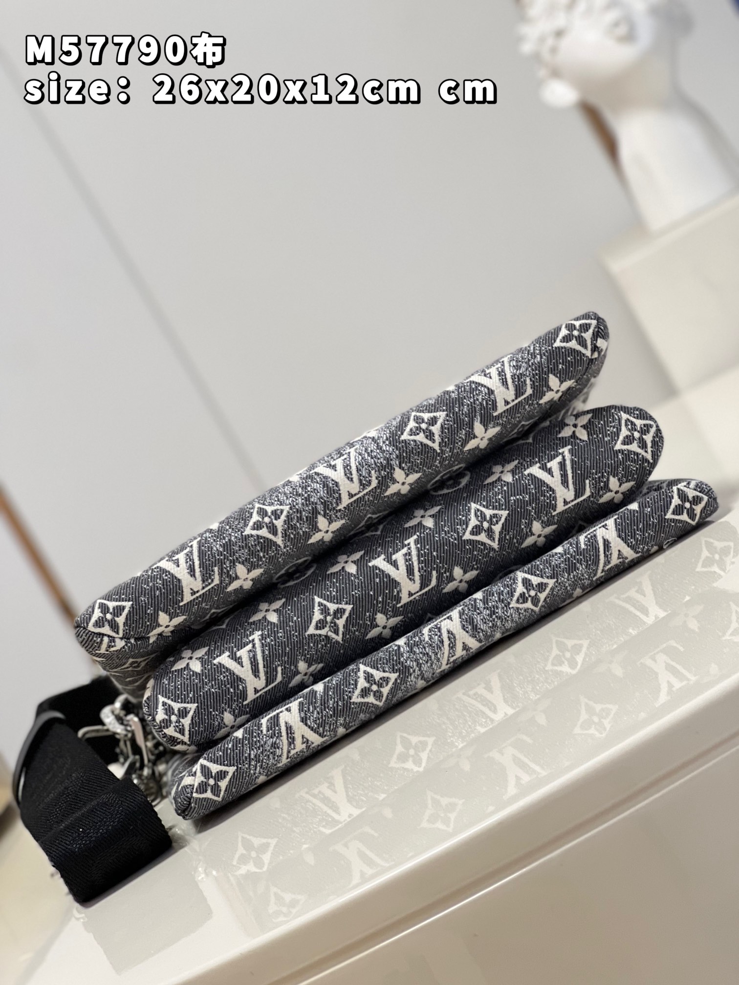 Bagsaaa L0vis Vvtt0n Coussin PM Denim Black - 26 x 20 x 12cm