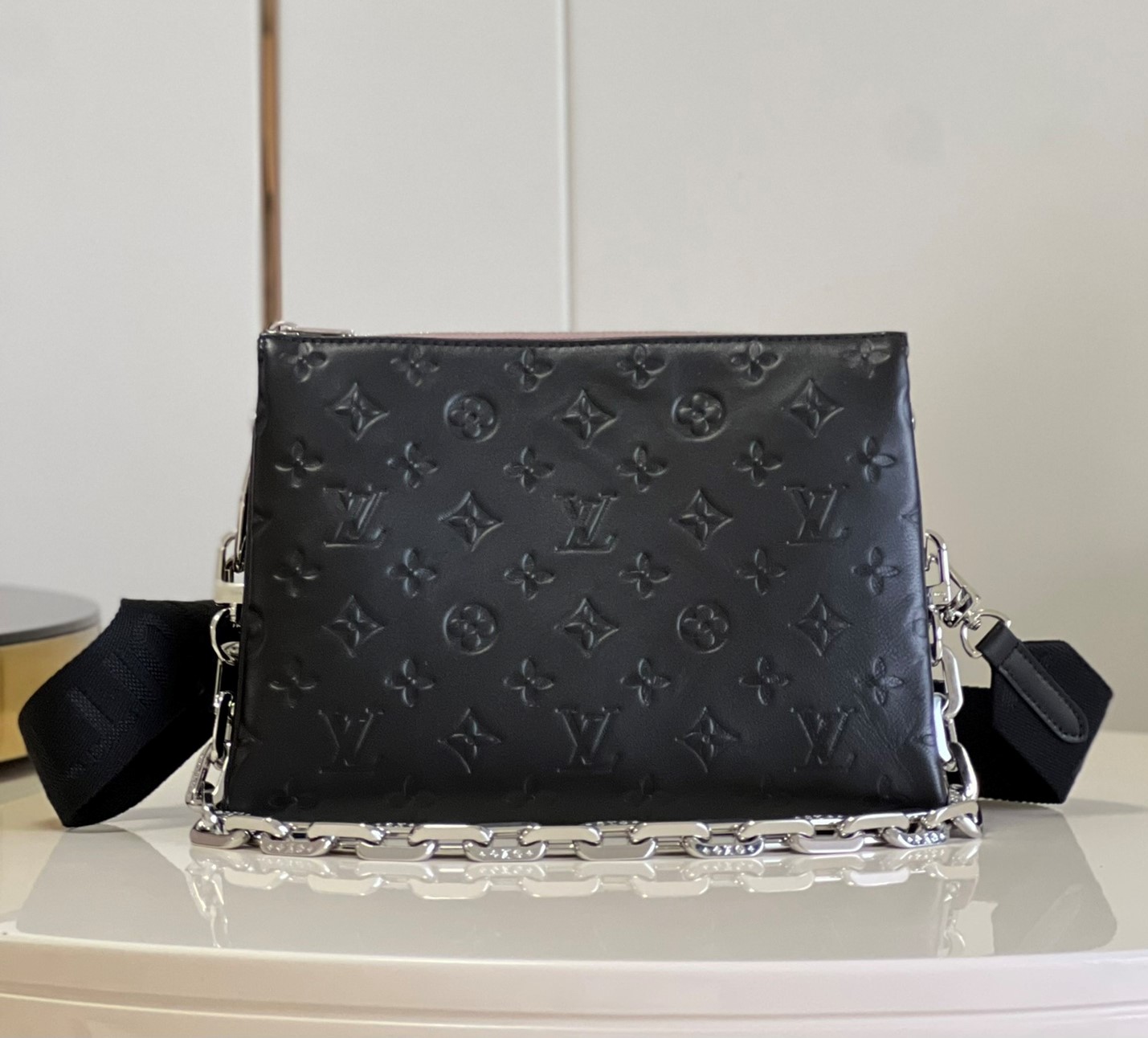 Bagsaaa L0vis Vvtt0n Coussin PM Black Silver Hardware - 26 x 20 x 12cm