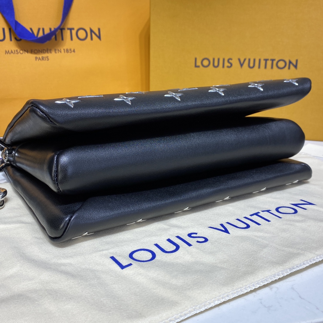 Bagsaaa L0vis Vvtt0n Coussin PM Black - 26 x 20 x 12