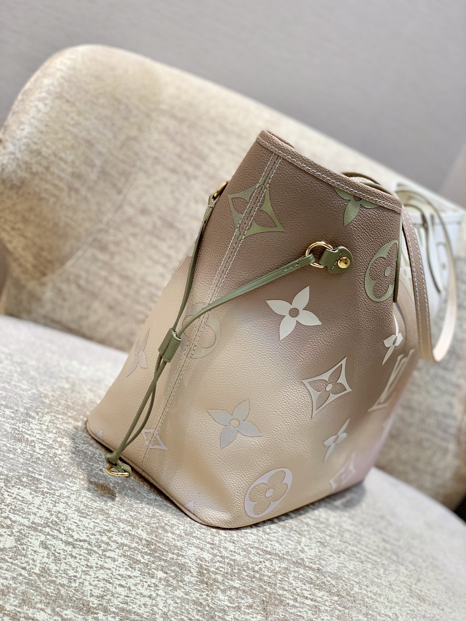 Bagsaaa L0vis Vvtt0n Neverfull MM Sunset Pastel - 31x28x14cm