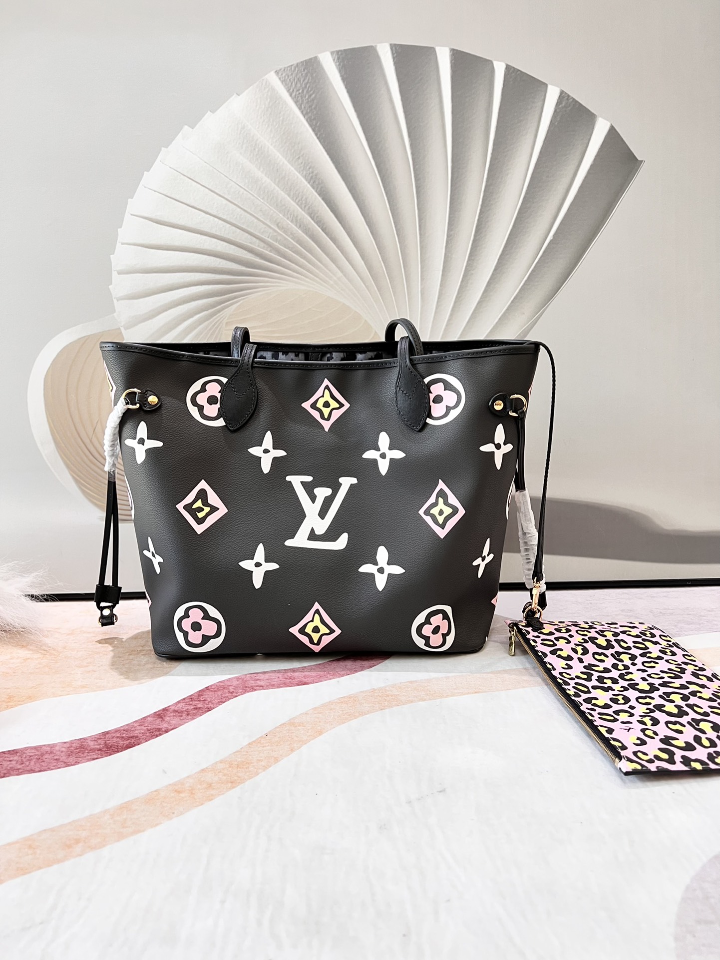Bagsaaa L0vis Vvtt0n Neverfull MM Wild At Heart Black - 31x28x14cm