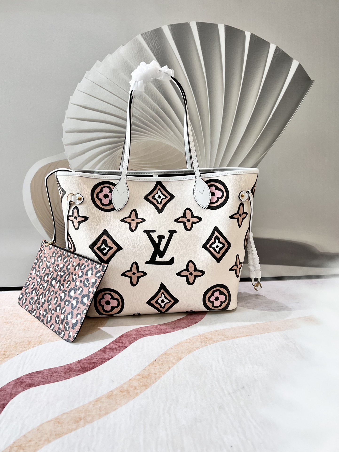 Bagsaaa L0vis Vvtt0n Neverfull MM Wild At Heart White - 31x28x14cm