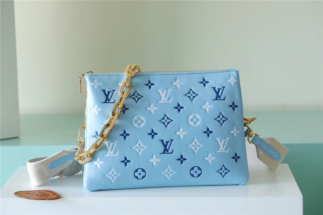 Bagsaaa L0vis Vvtt0n Coussin PM Tricolor Blue Lambskin - 26 x 20 x 12