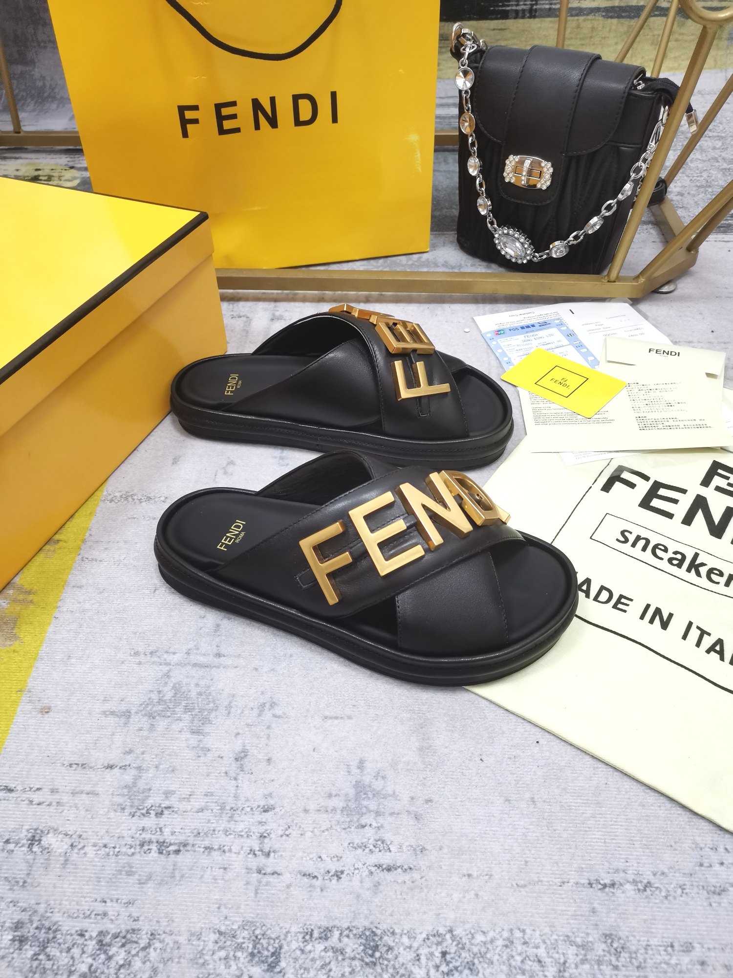 Bagsaaa F**digraphy Black Leather Sildes
