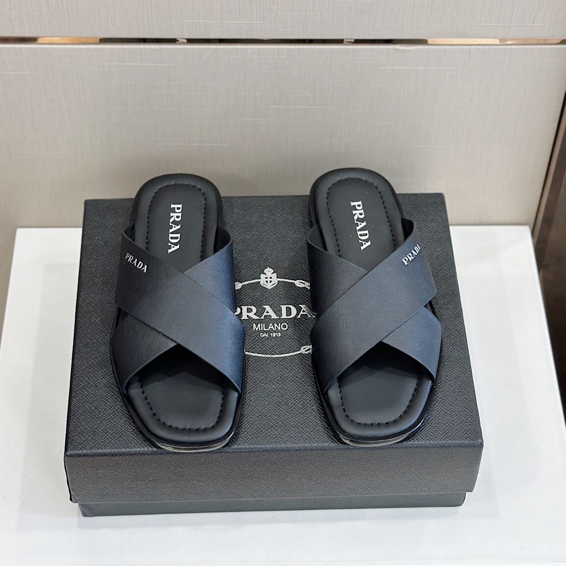 Bagsaaa Pra*a Black Smooth Leather Slides 