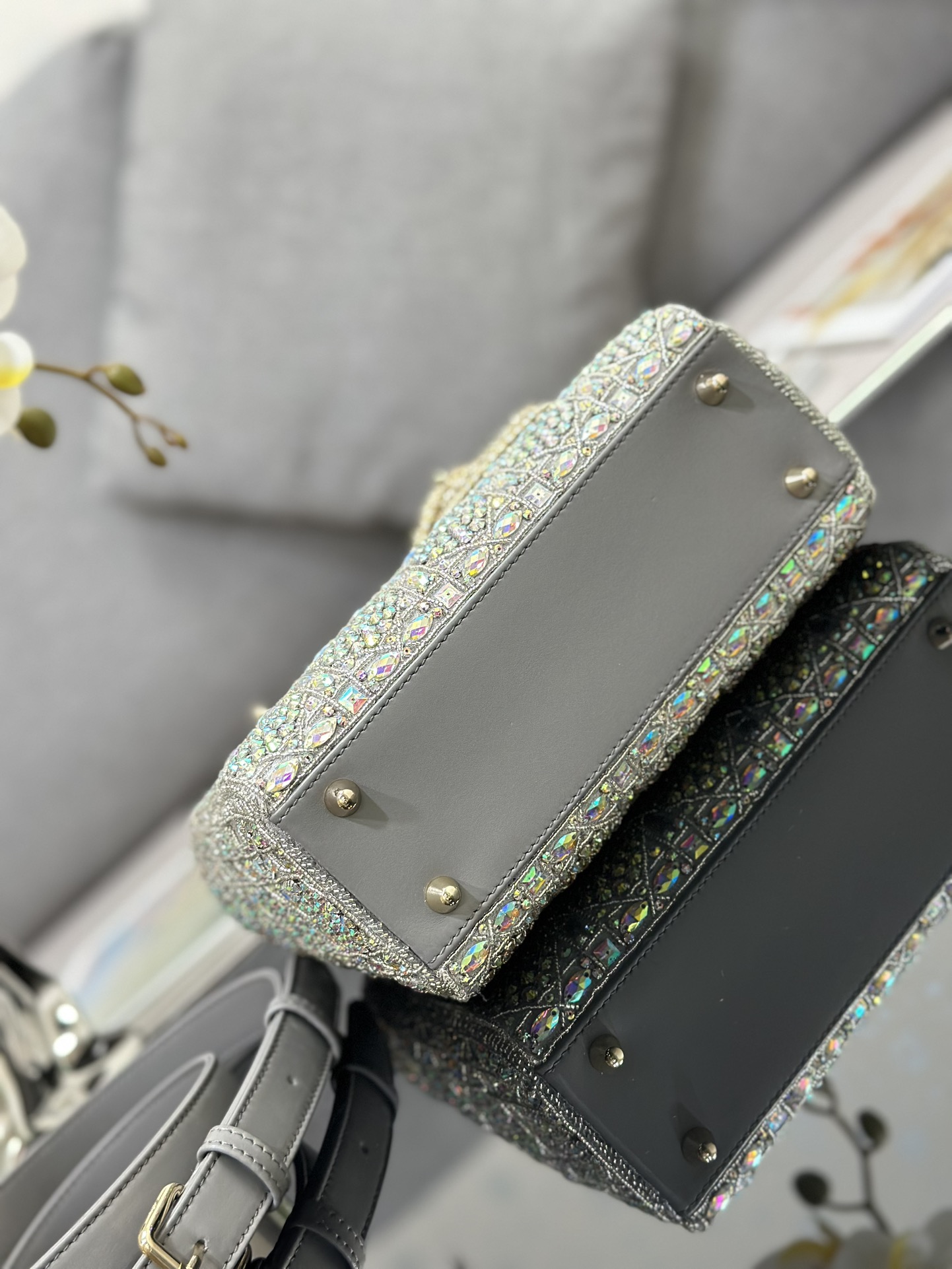 Bagsaaa D10r Lady Small Gray Smooth Calfskin and Satin with Bead Embroidery - 20 x 17 x 8 cm