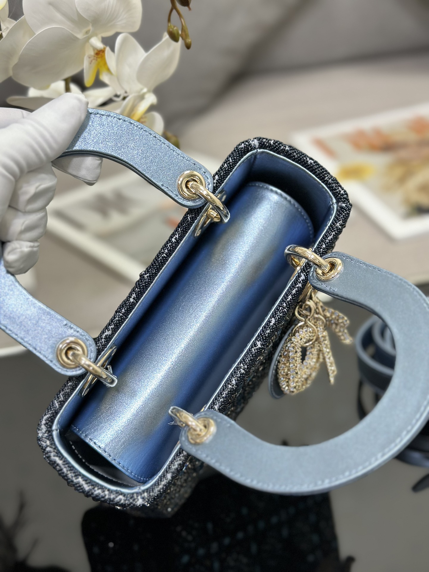 Bagsaaa D10r Lady Small Metallic Calfskin and Satin with Celestial Blue Bead Embroidery - 20 x 17 x 8 cm