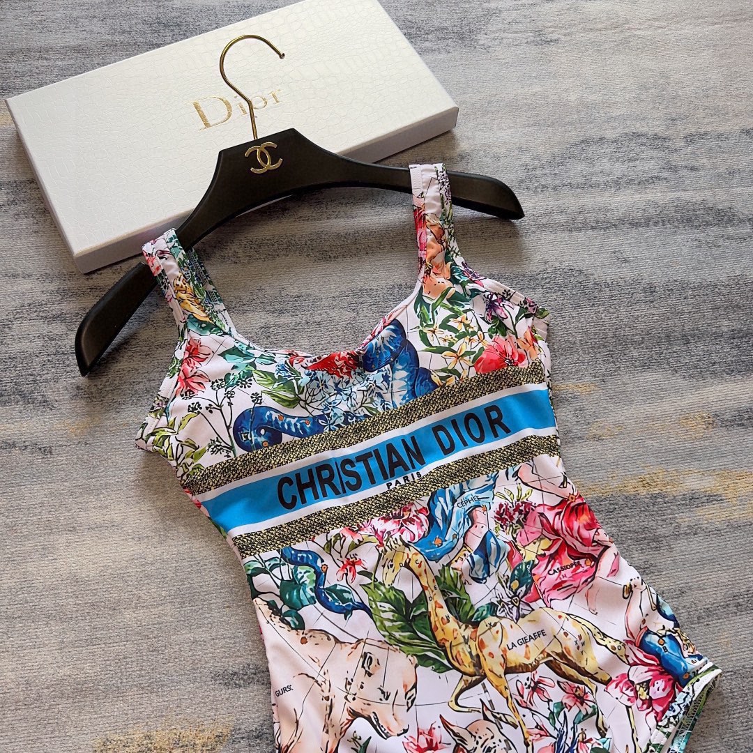 Bagsaaa D10r Swimwear One Piece White