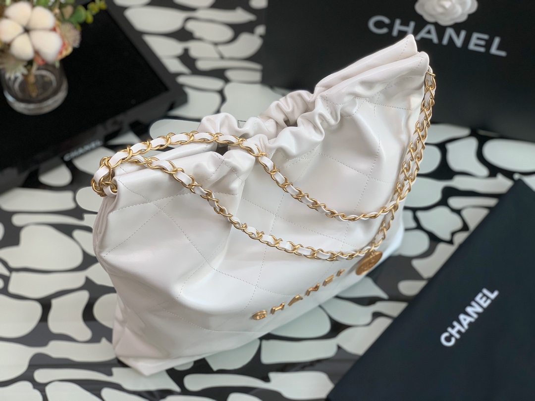 Bagsaaa Ch**el 22 tote bag White gold hardware