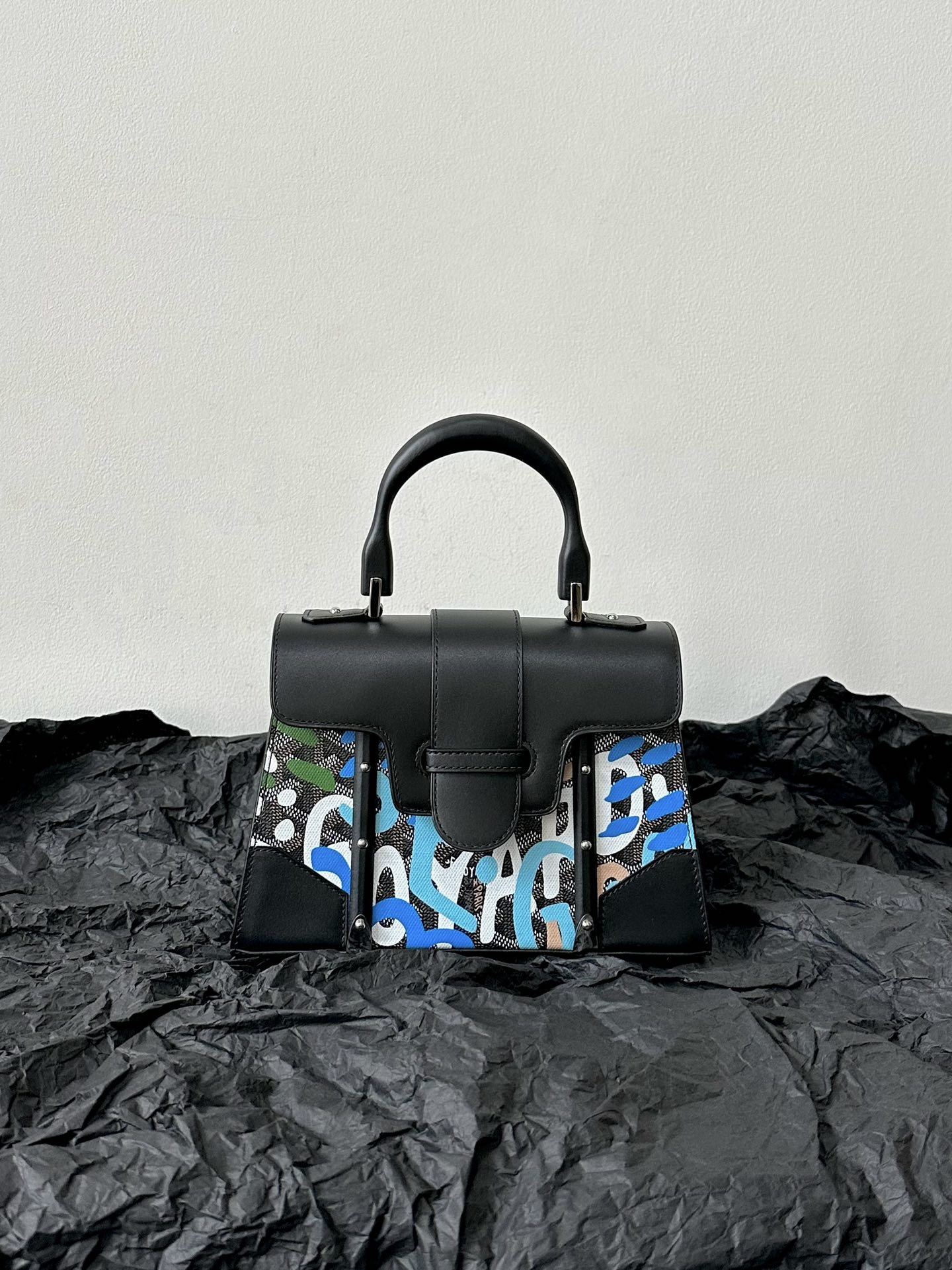 Bagsaaa G09ard Saigon Structure Mini Black and Blue Bag - 15 cm x 7.5 cm x 20 cm