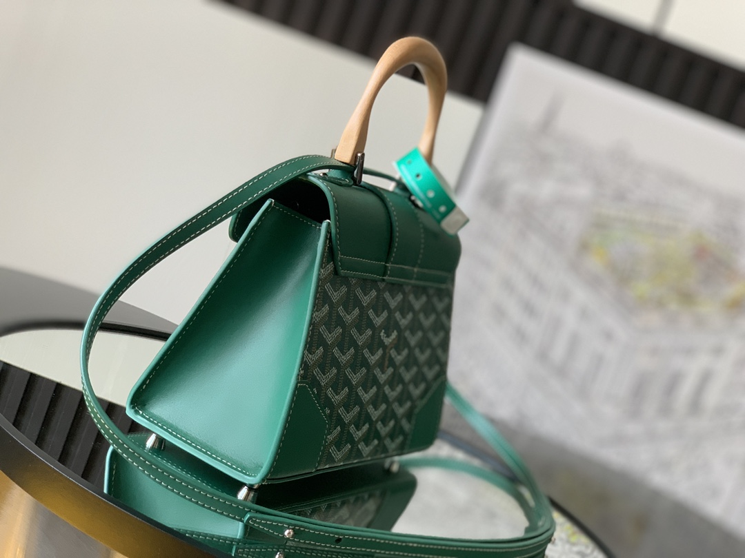 Bagsaaa G09ard Saigon Structure Mini Green Bag - 15 cm x 7.5 cm x 20 cm