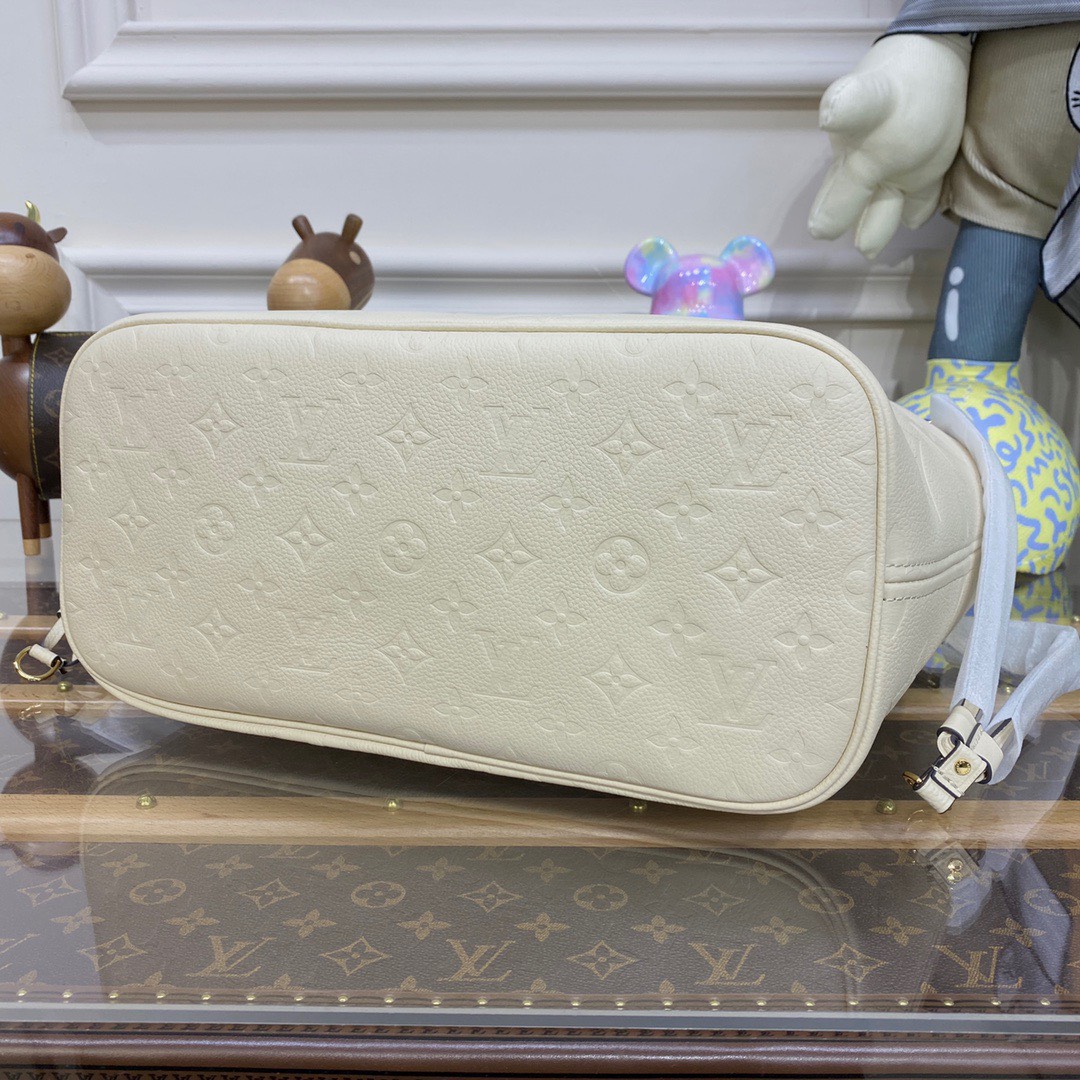 L0vis Vvtt0n Neverfull MM 32cm