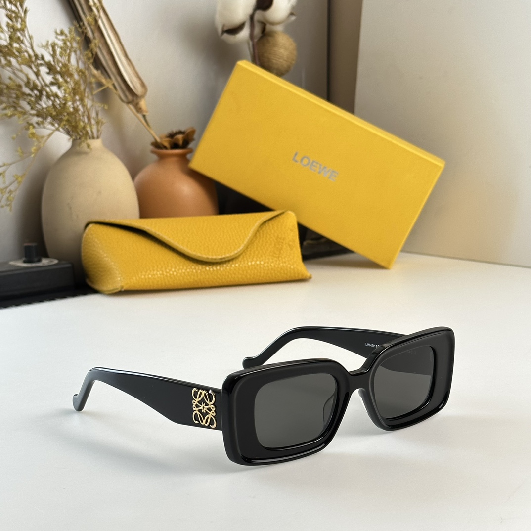 Bagsaaa L0ew* Square Model Sunglasses