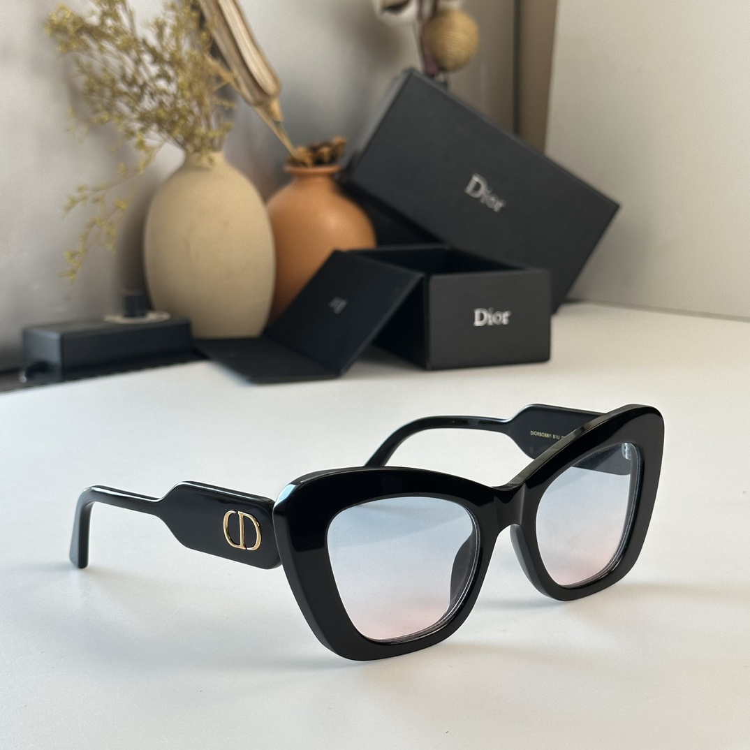 Bagsaaa D10r Sunglasses