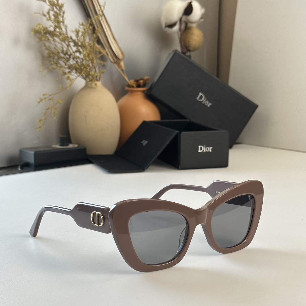 Bagsaaa D10r Sunglasses