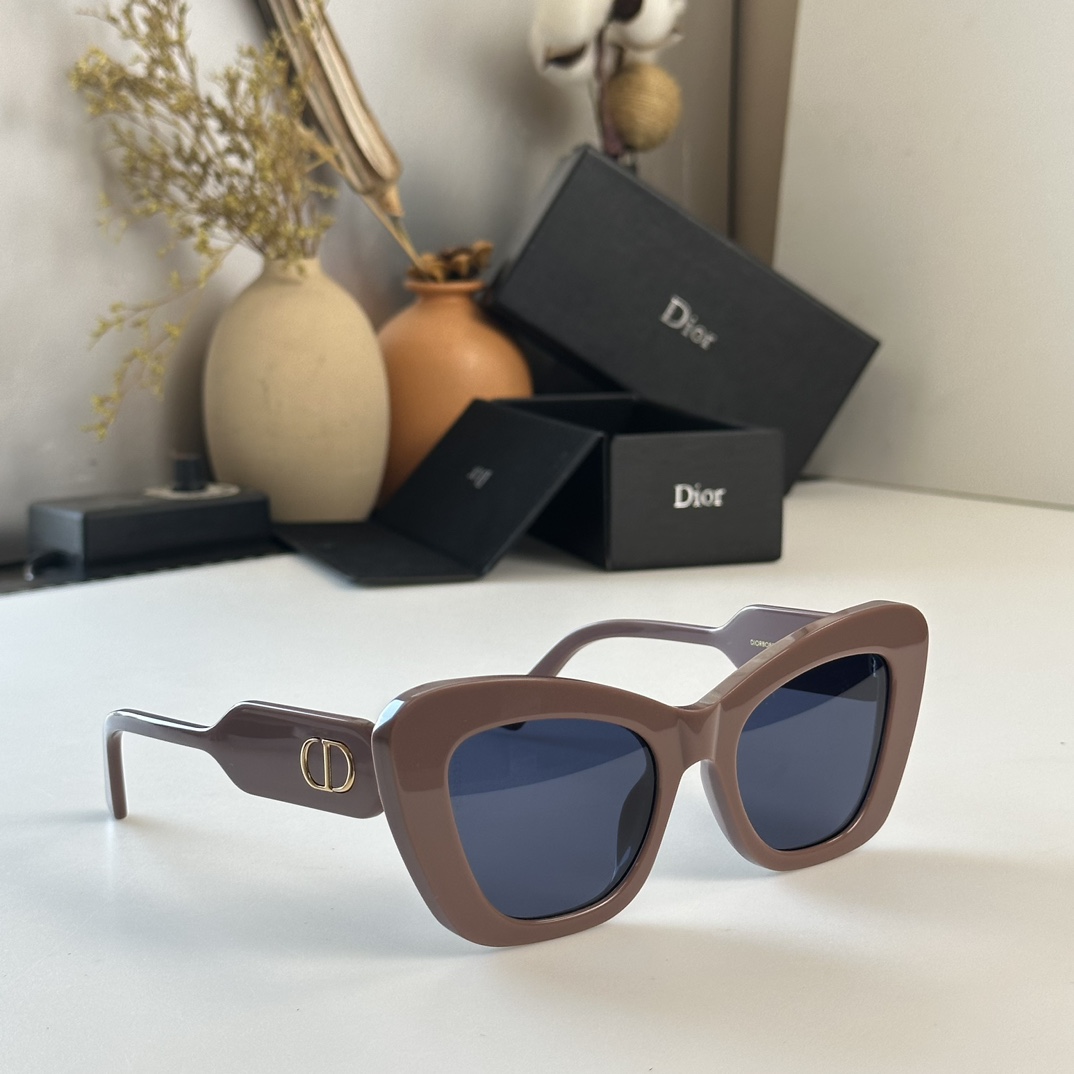 Bagsaaa D10r Sunglasses