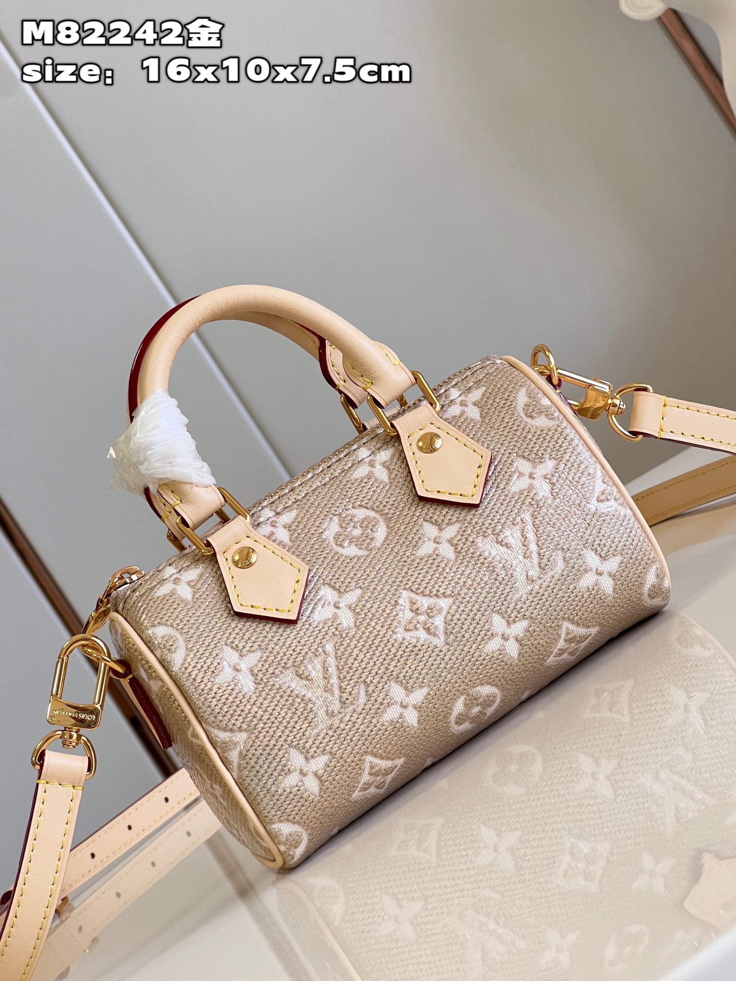Bagsaaa L0vis Vvtt0n Nano Speedy Gold - 16 x 10 x 7.5 cm