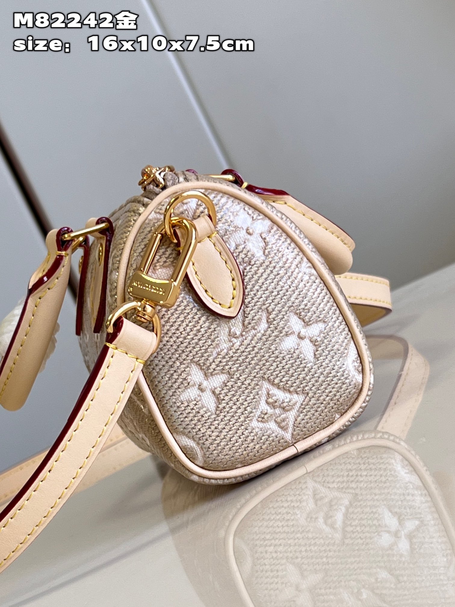 Bagsaaa L0vis Vvtt0n Nano Speedy Gold - 16 x 10 x 7.5 cm