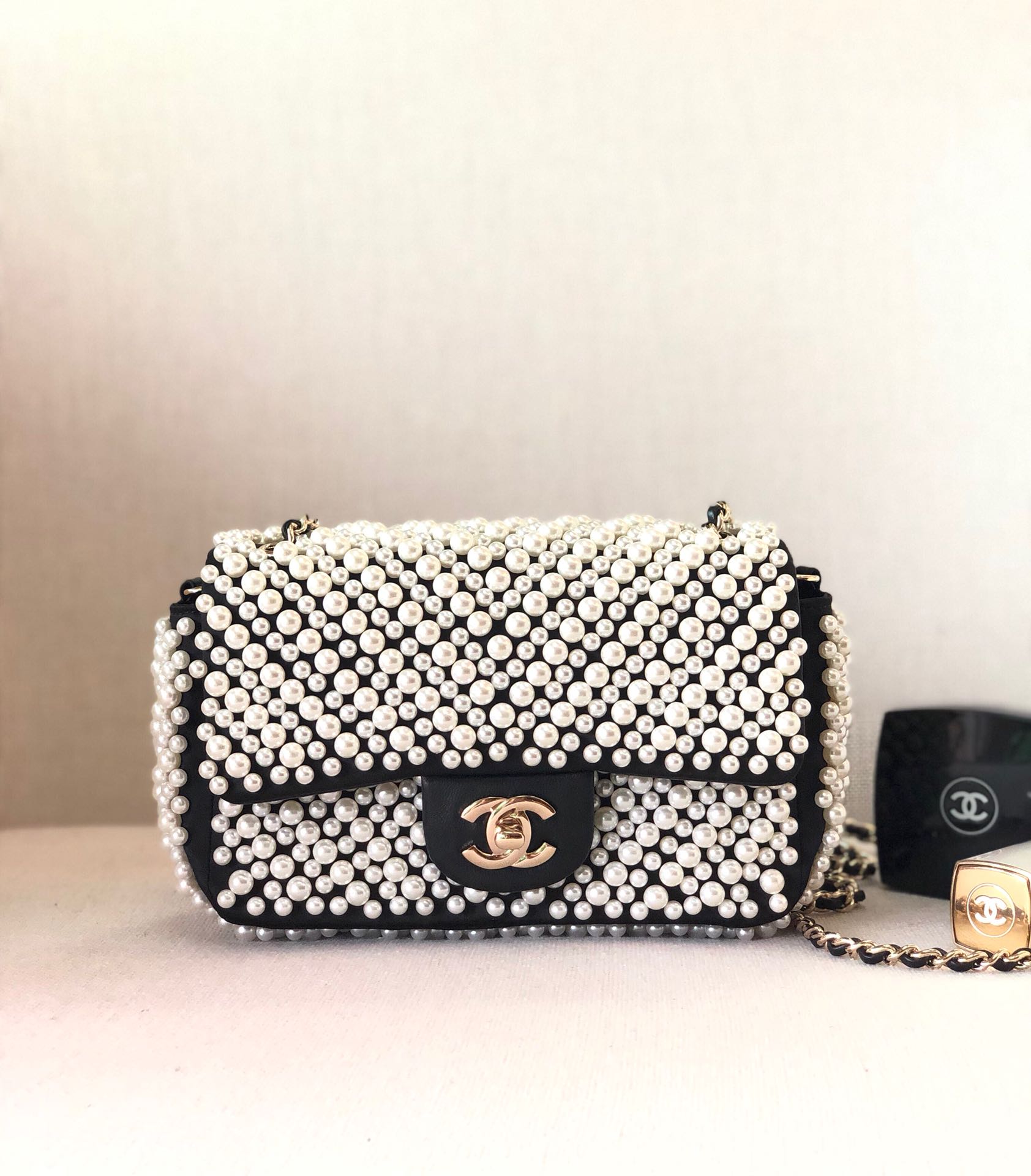 Ch**el Flap Pearl Bag 20cm