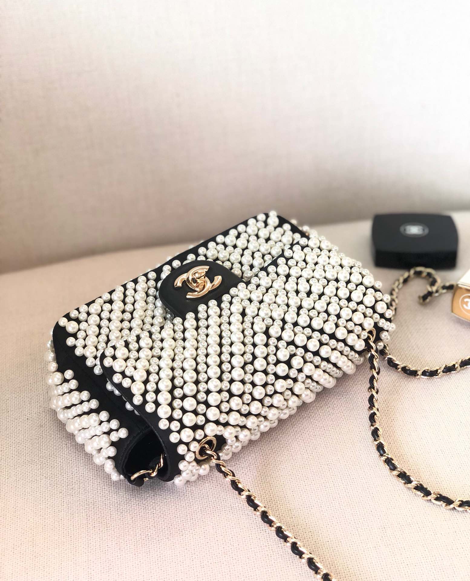 Ch**el Flap Pearl Bag 20cm