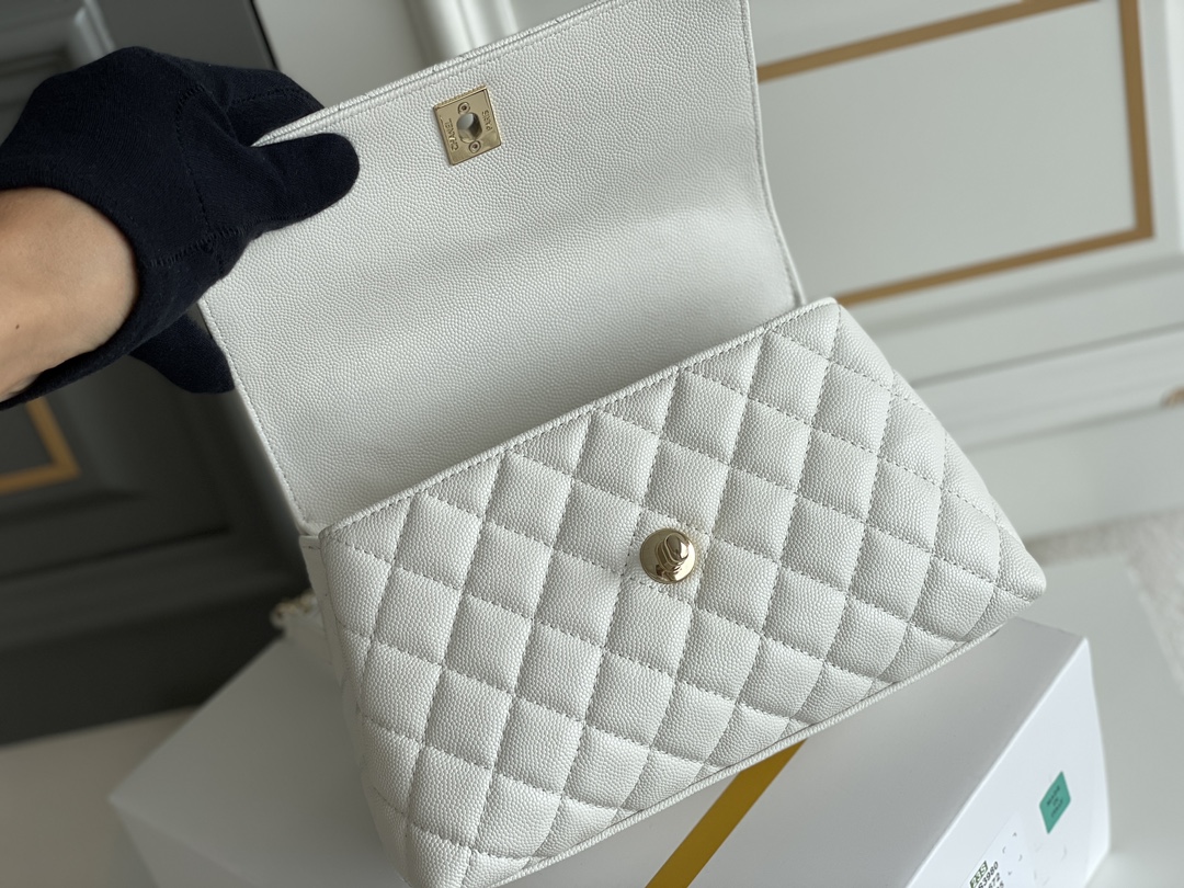 Bagsaaa Ch**el Coco Handle White Bag - 24x14x10cm